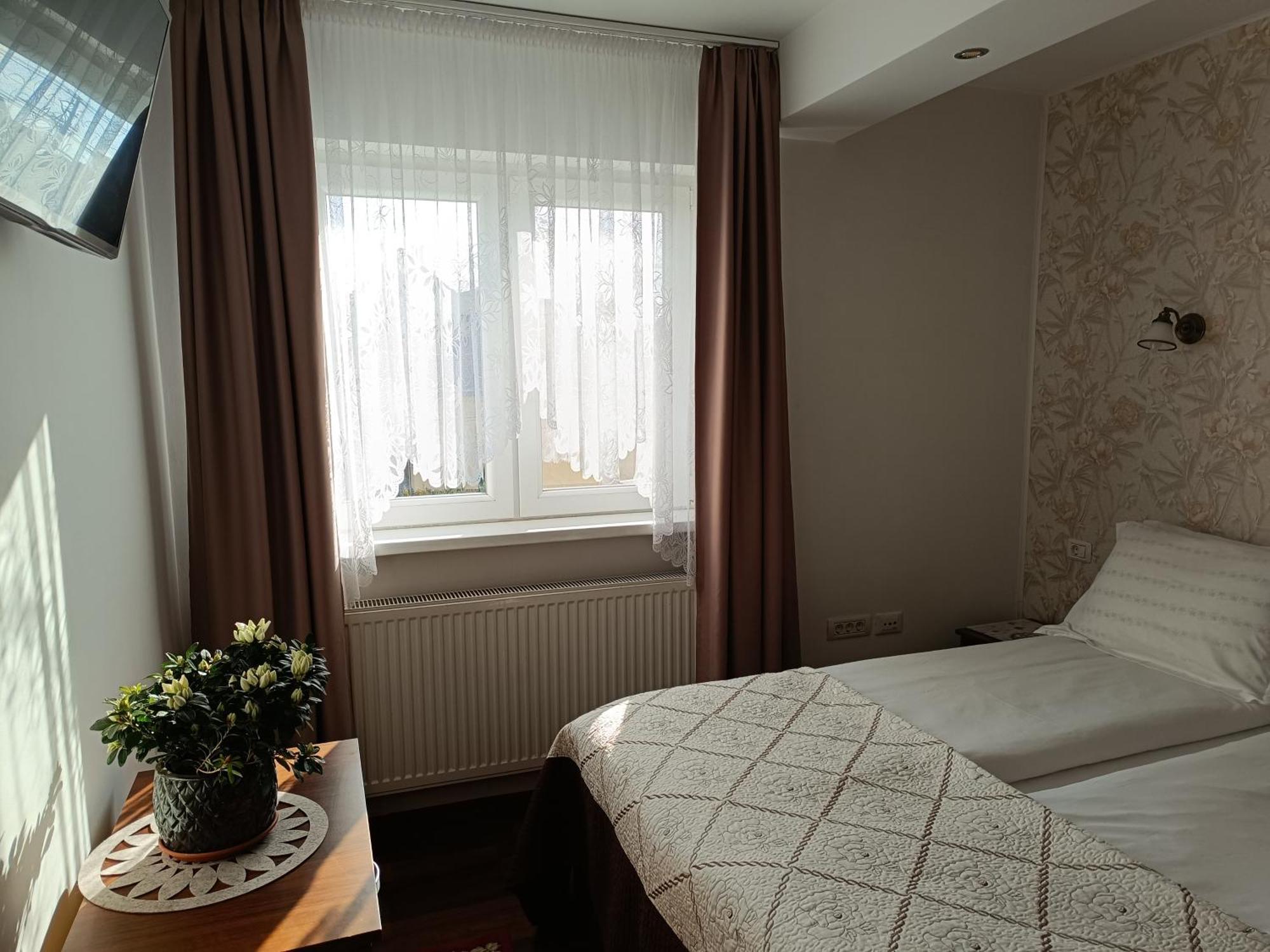 Ferienwohnung Garsoniera Strada Bucegi Hermannstadt Exterior foto