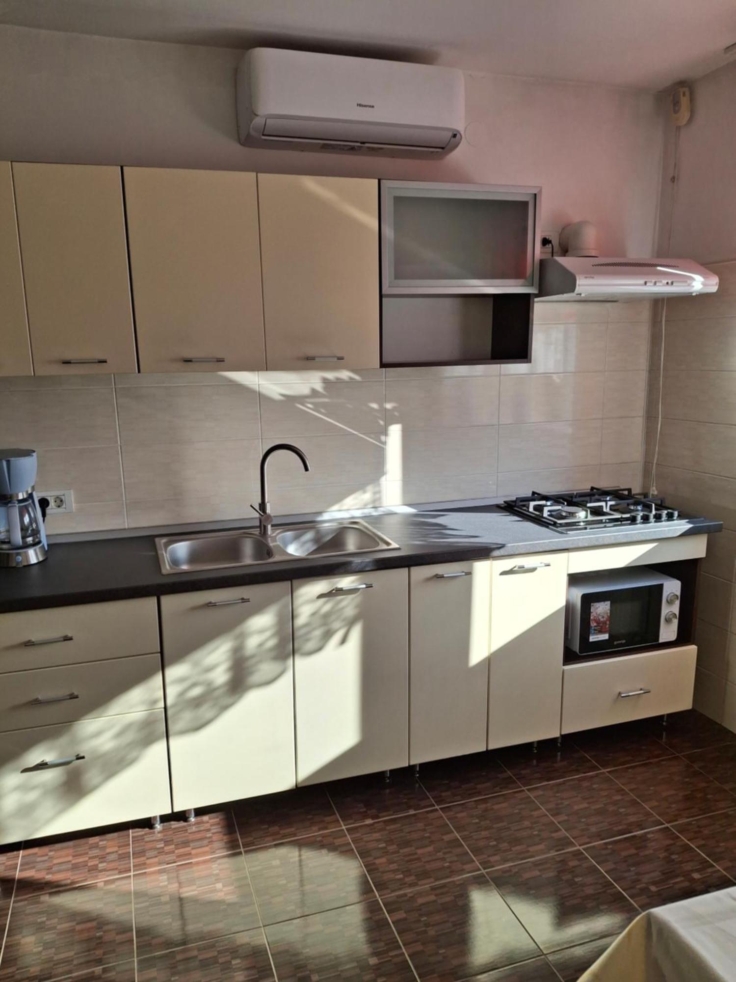 Ferienwohnung Garsoniera Strada Bucegi Hermannstadt Exterior foto